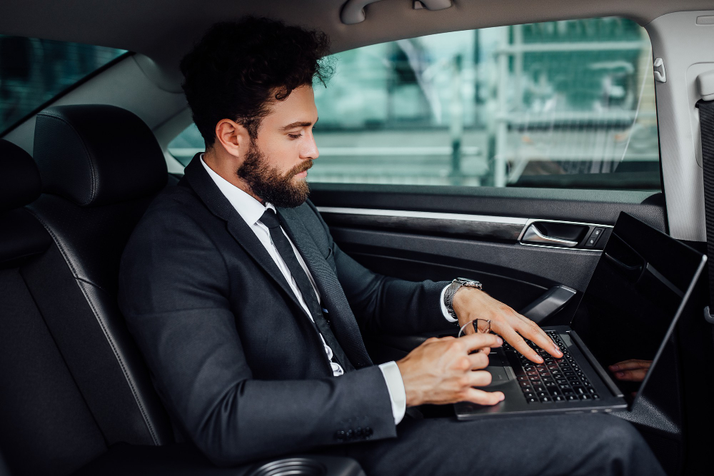 Corporate Car Rental in Delhi